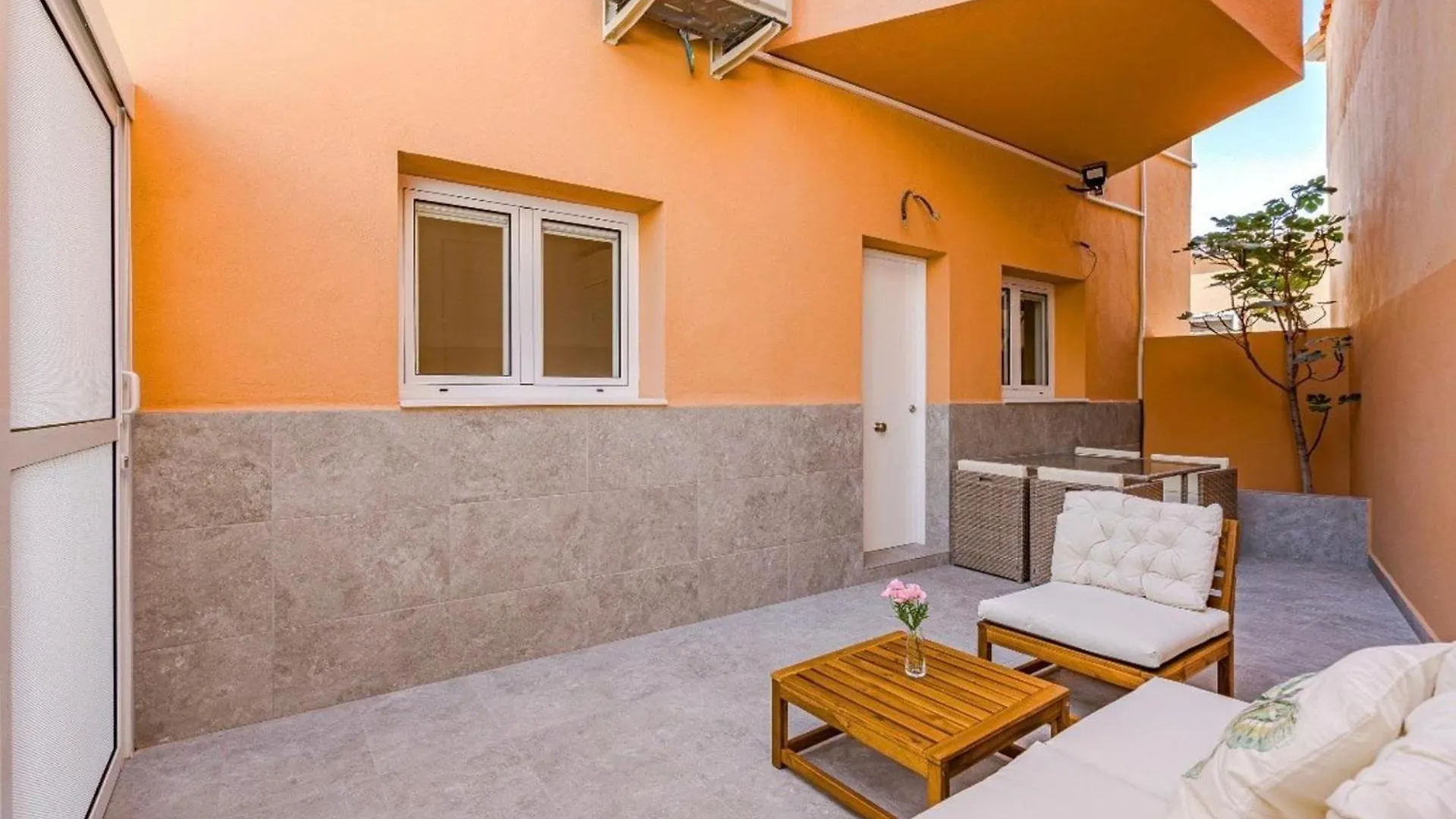 2 Bedroom Apartment Costa Adeje 아데제
