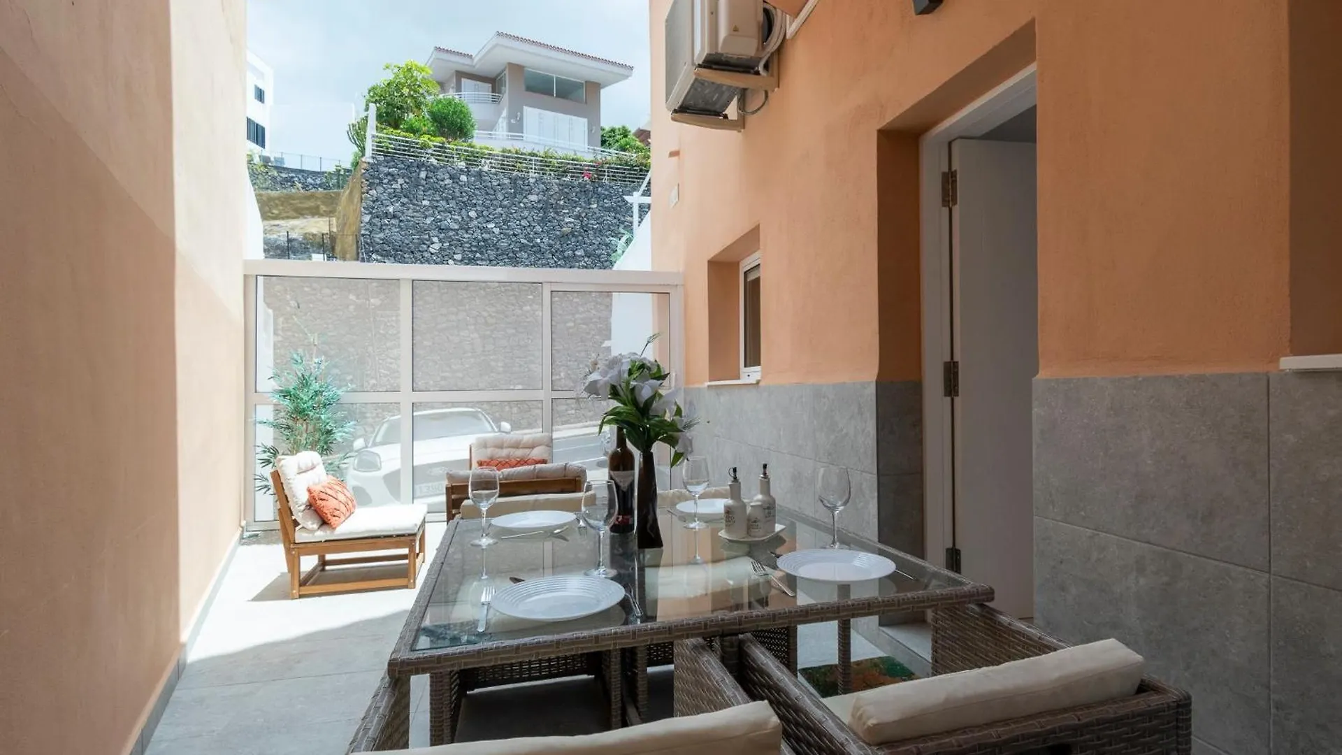 2 Bedroom Apartment Costa Adeje 0*, 아데제 스페인